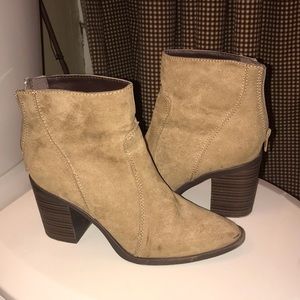 Brand new size 6 worn once